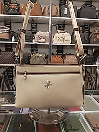 Bayan Kol ve Çapraz Çanta