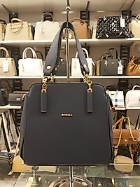 Bayan El Ve Çapraz Askılı Çanta