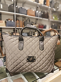 Bayan El Ve Çapraz Askılı Çanta