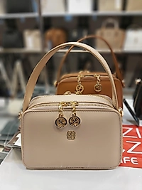 Bayan El Ve Çapraz Askılı Çanta