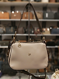 Bayan Kol ve Çapraz Çanta