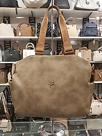 Bayan Kol ve Çapraz Çanta