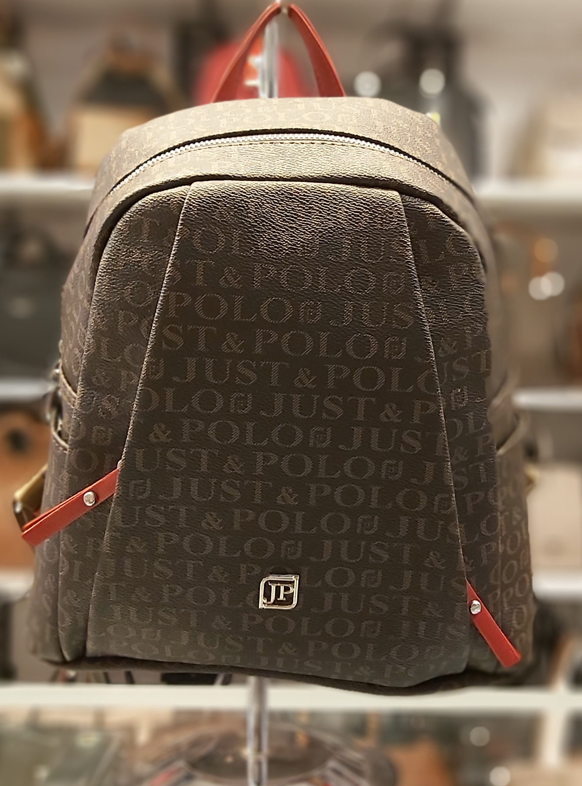 Bayan sırt çantası