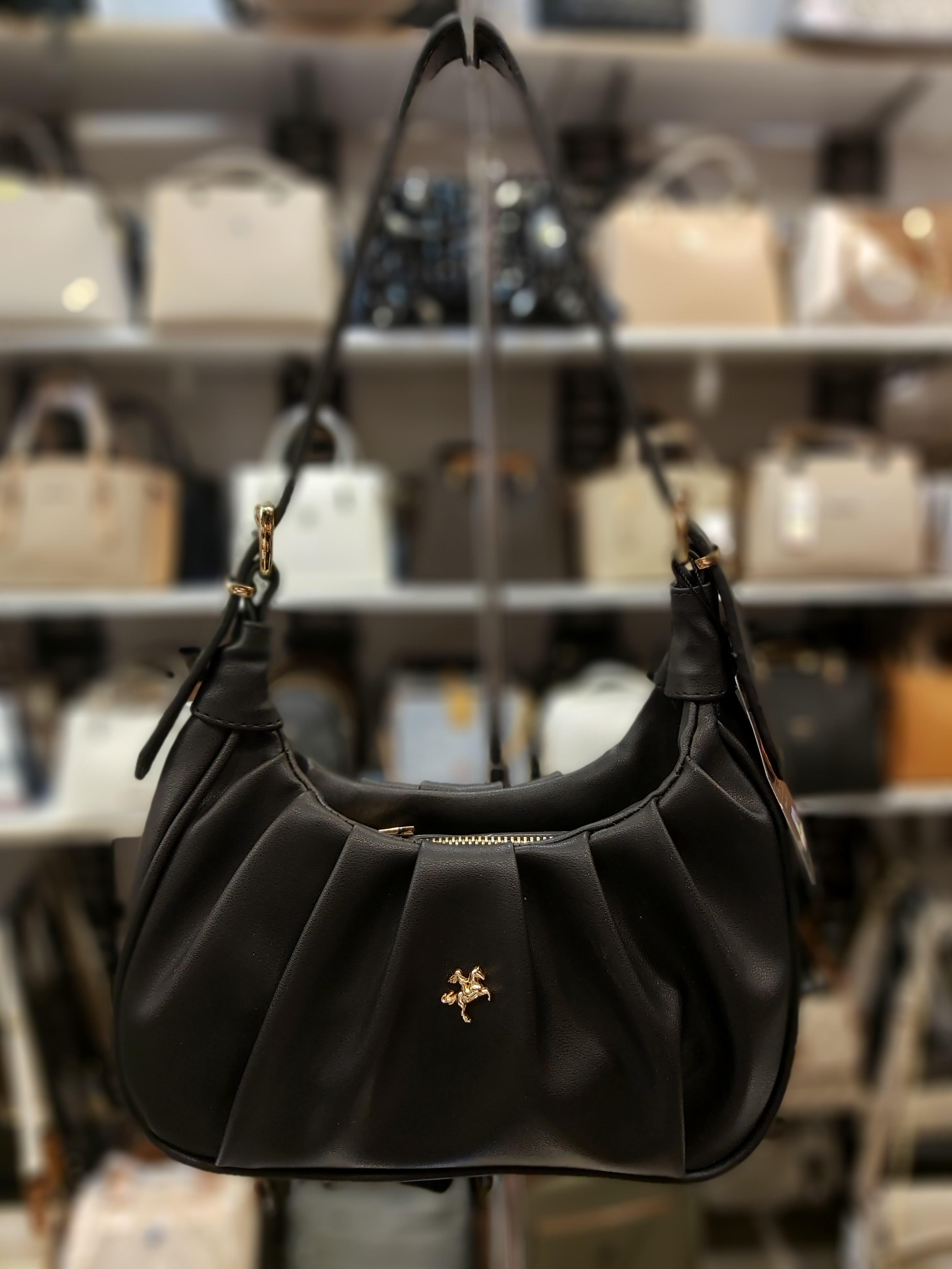 Bayan Kol ve Çapraz Çanta