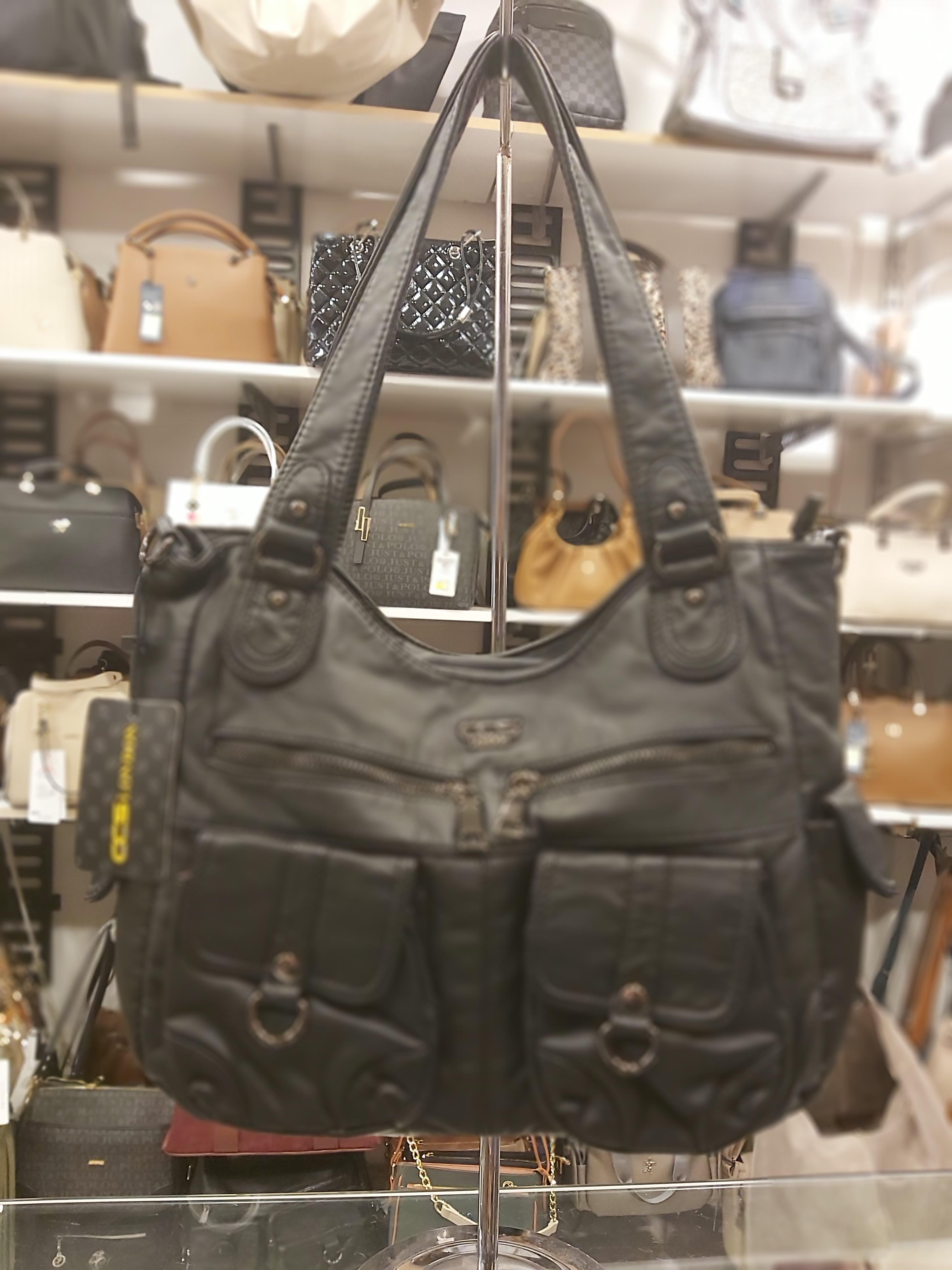 Bayan Kol ve Çapraz Çanta