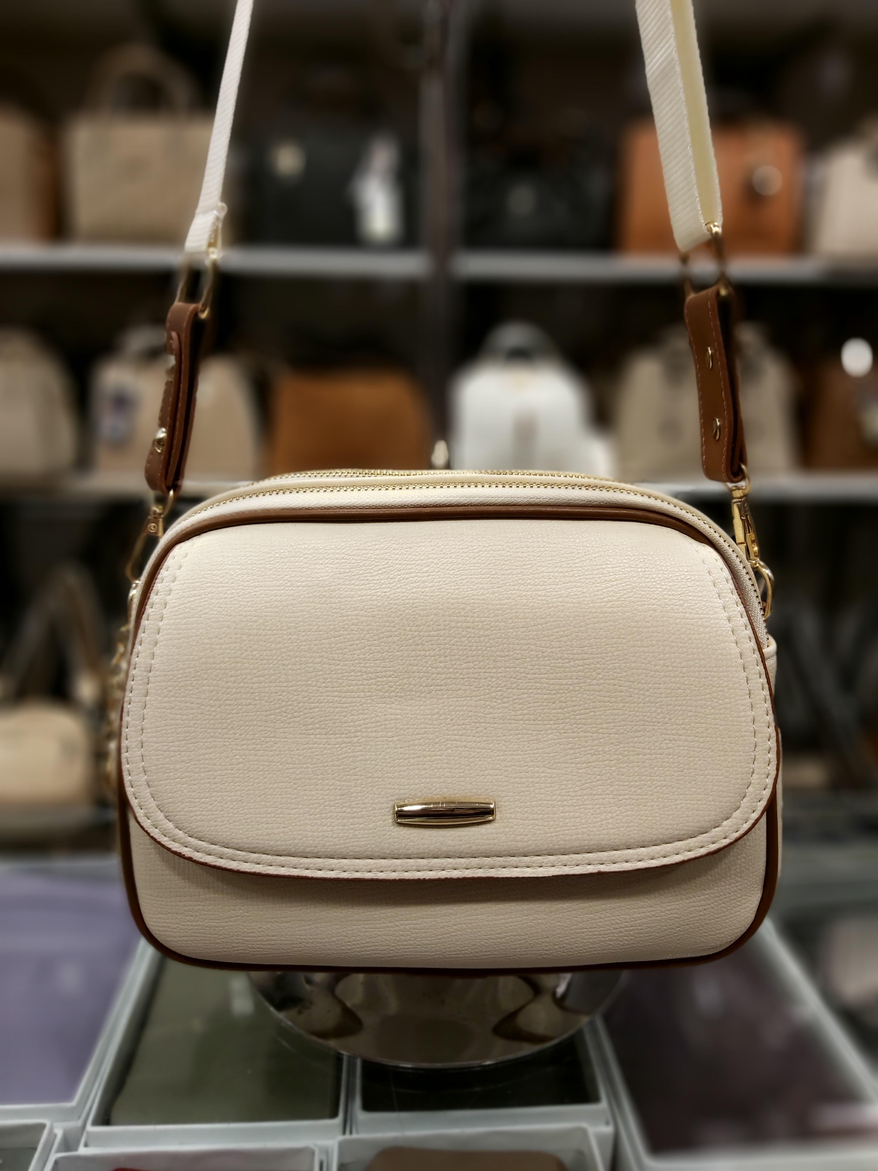 Bayan Kol ve Çapraz Çanta