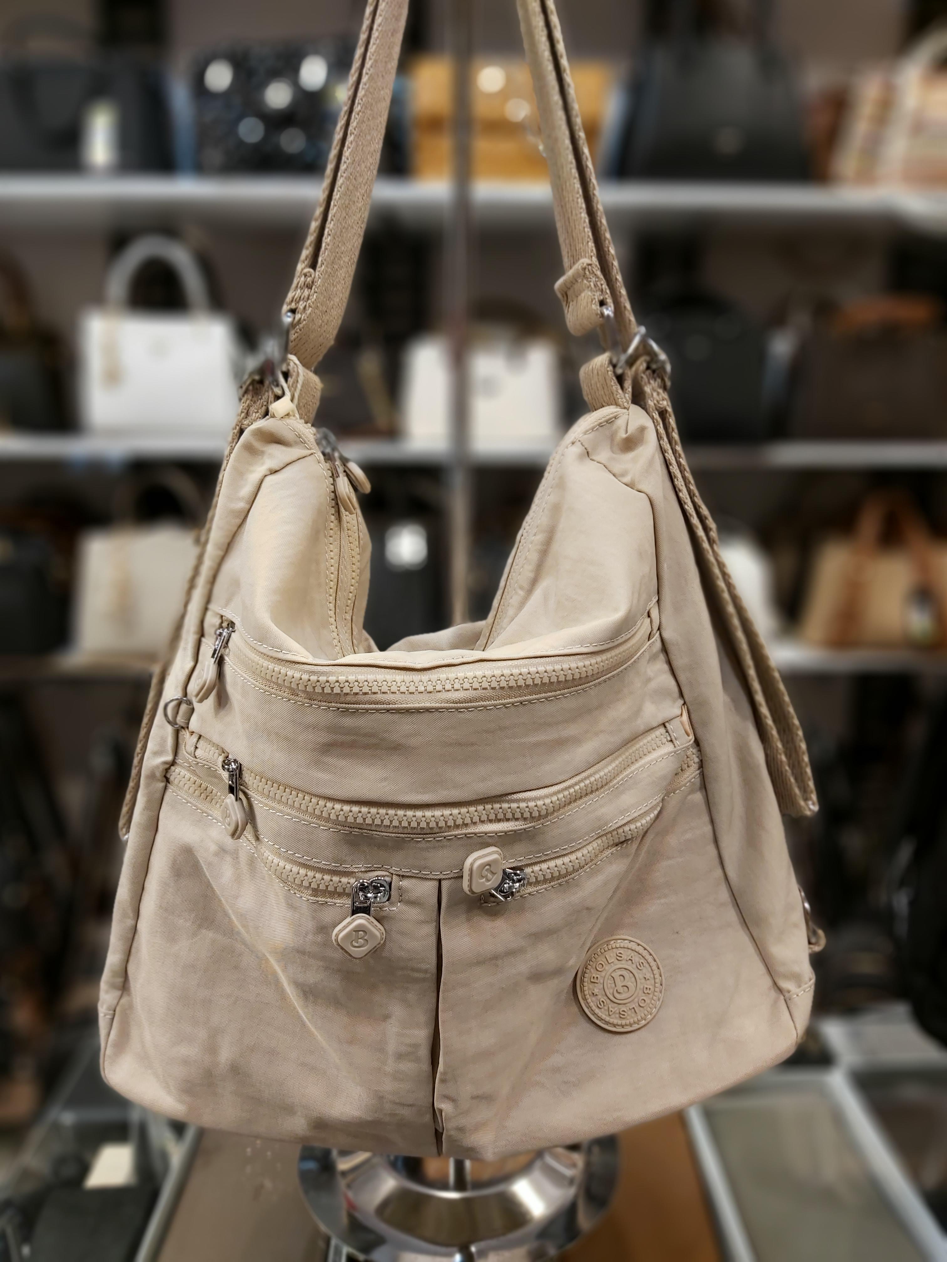 Bayan Kolçantası ve Sırtçantası