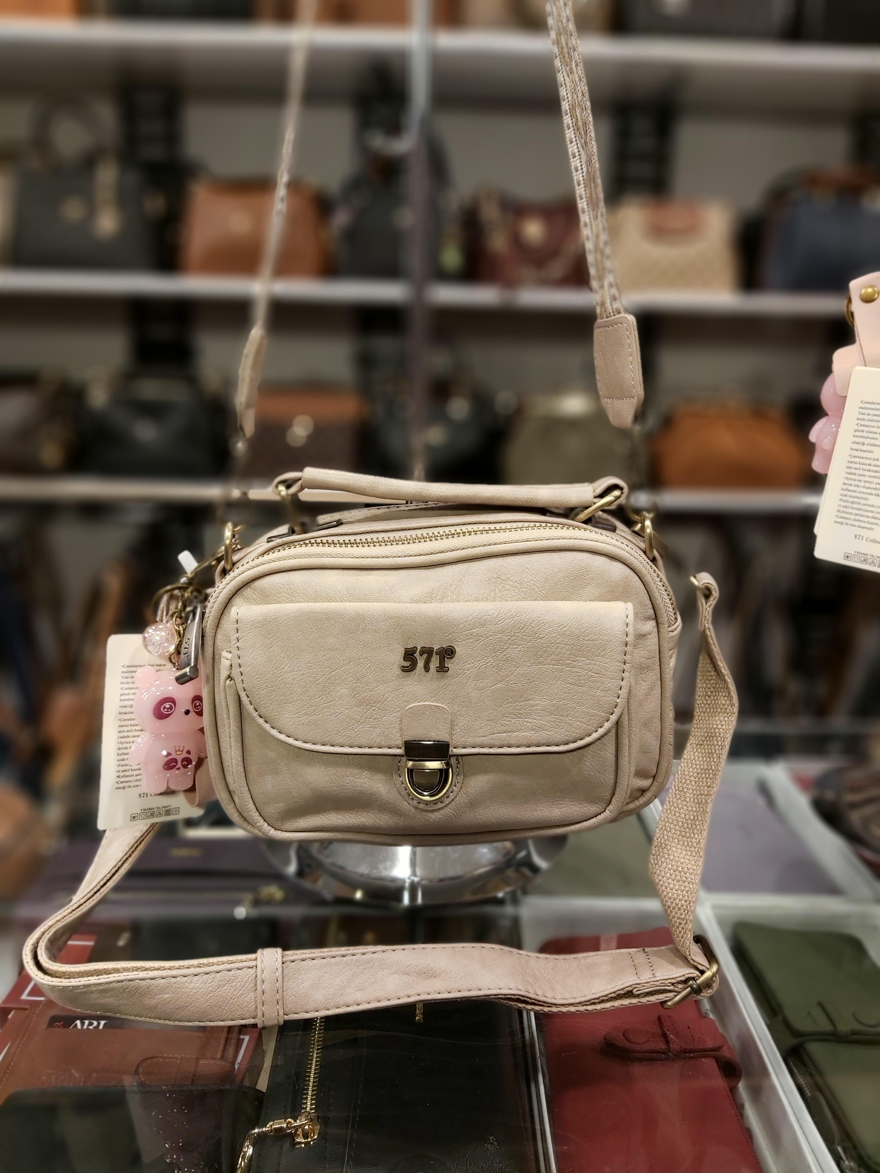 Bayan El Ve Çapraz Askılı Çanta