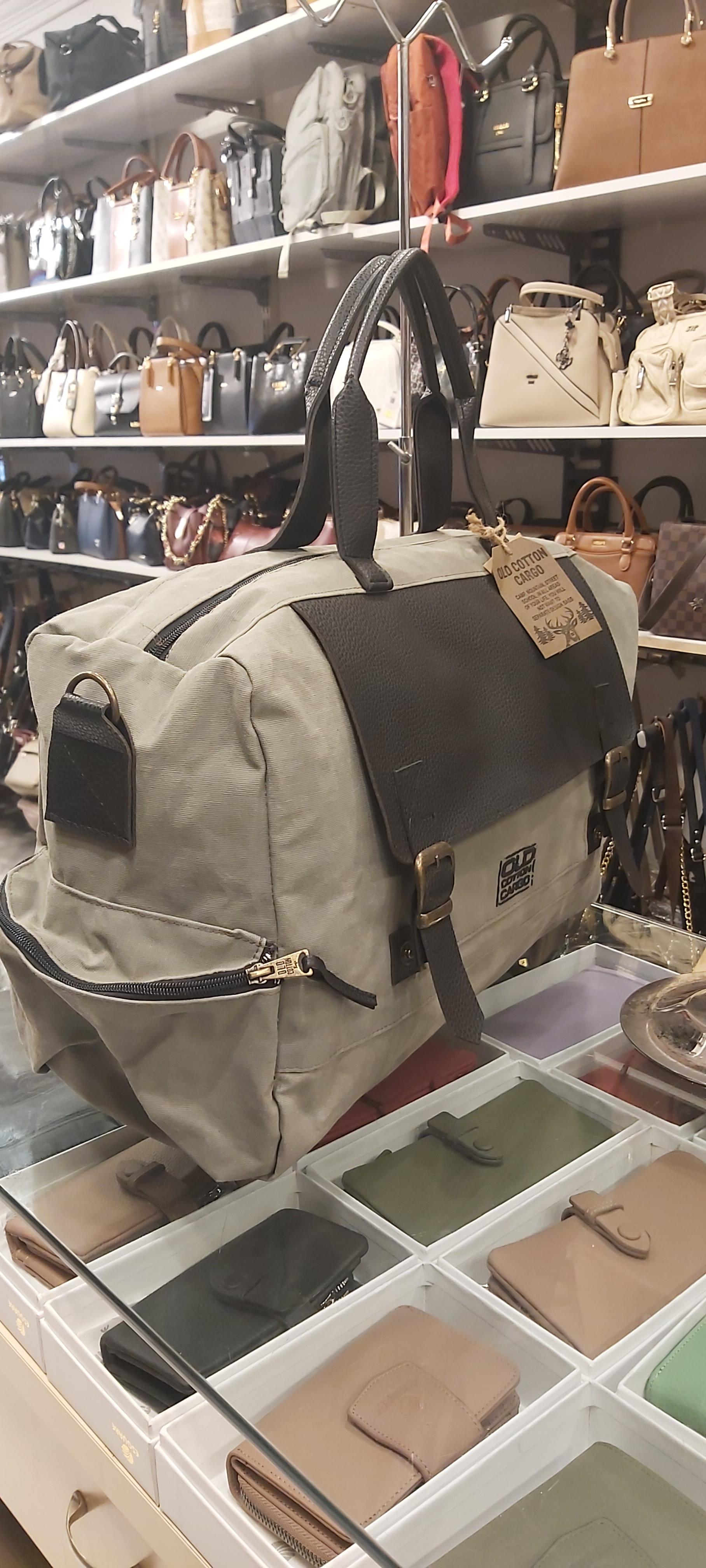 Bayan El Ve Çapraz Askılı Çanta